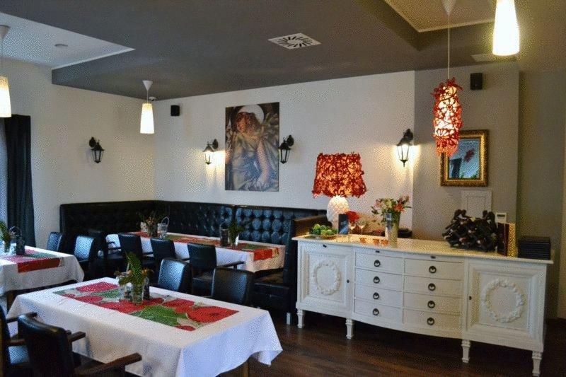 Hotel Graffit Swiebodzin Luaran gambar