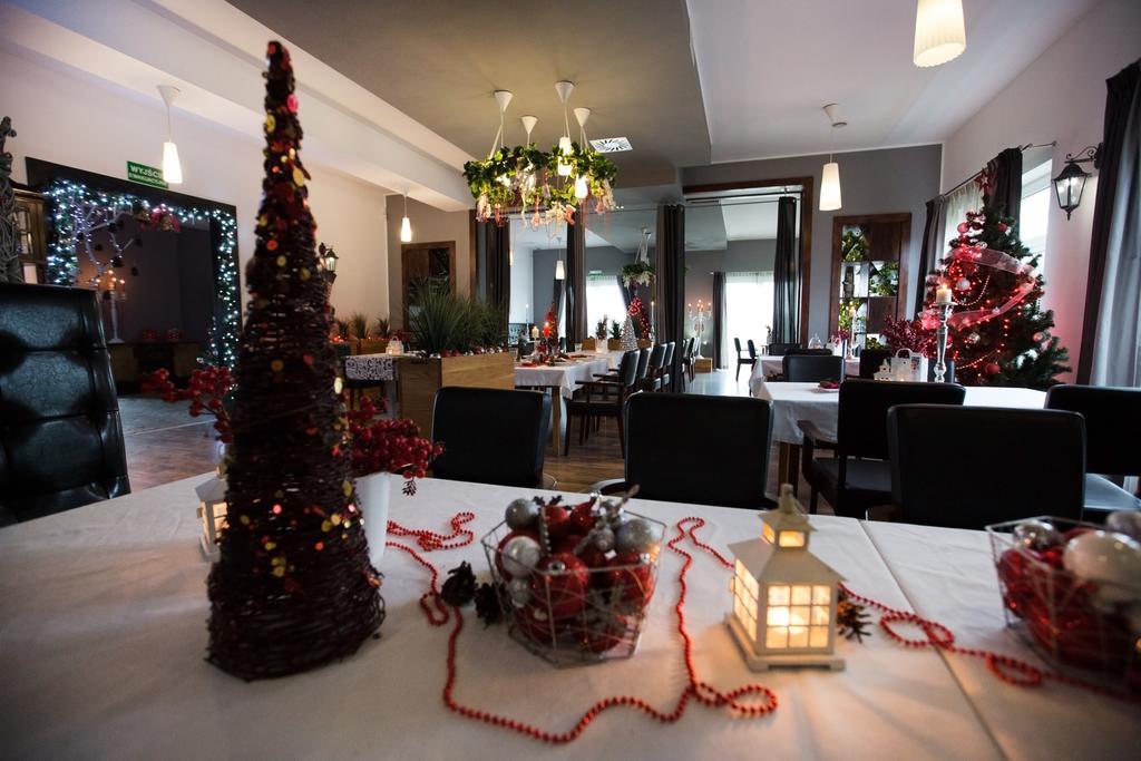 Hotel Graffit Swiebodzin Luaran gambar